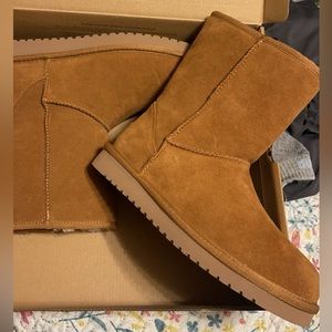 Koolaburra by UGG boots.